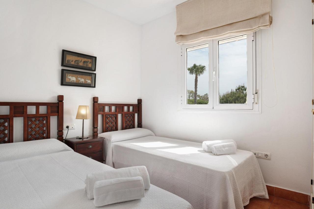 Apartamento Sancti Petri Chiclana de la Frontera Exterior photo